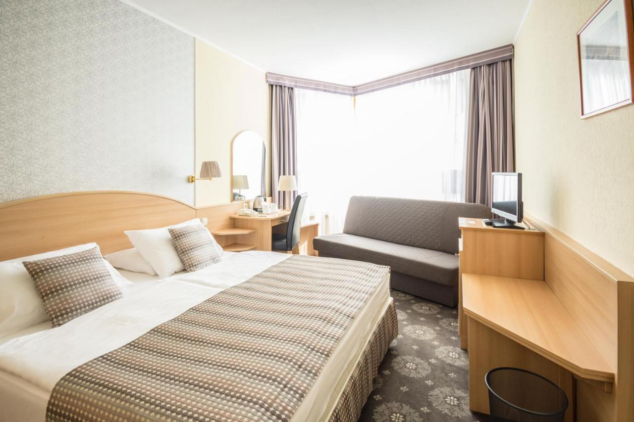 Hotel Orion Varkert Budapest Exterior photo