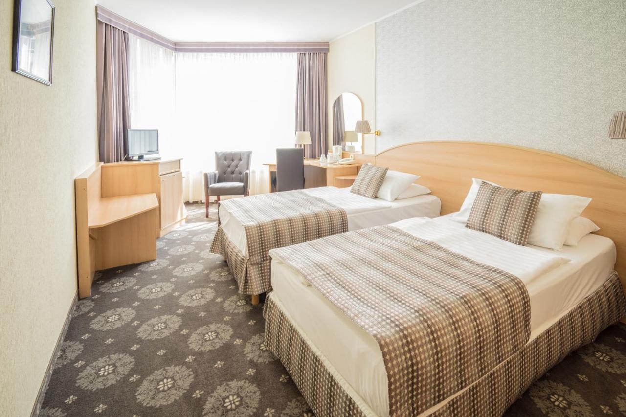 Hotel Orion Varkert Budapest Exterior photo