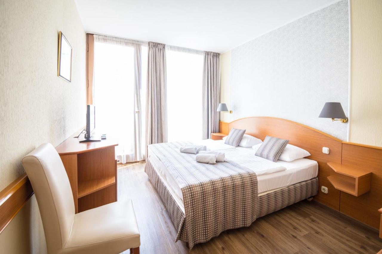 Hotel Orion Varkert Budapest Exterior photo