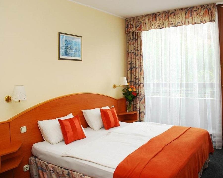 Hotel Orion Varkert Budapest Exterior photo