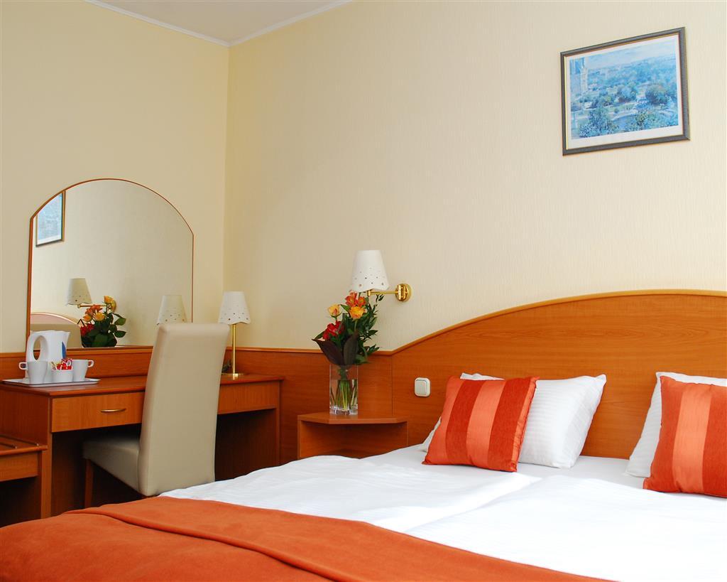 Hotel Orion Varkert Budapest Exterior photo